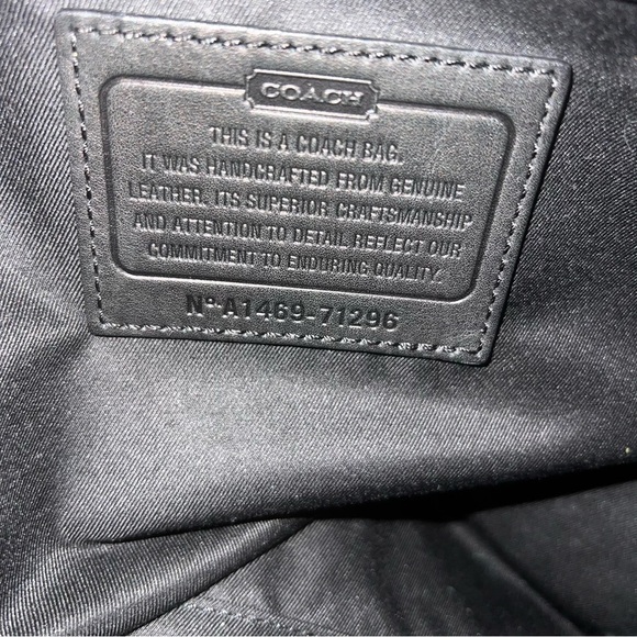 Coach 71296 weekend tote bag As Is - Picture 4 of 14